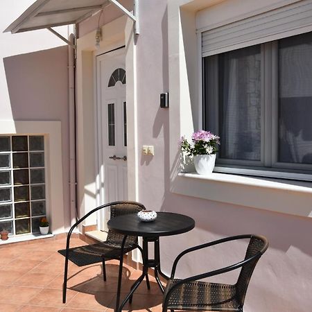 Aphrodite'S Apartment Galatás Екстериор снимка