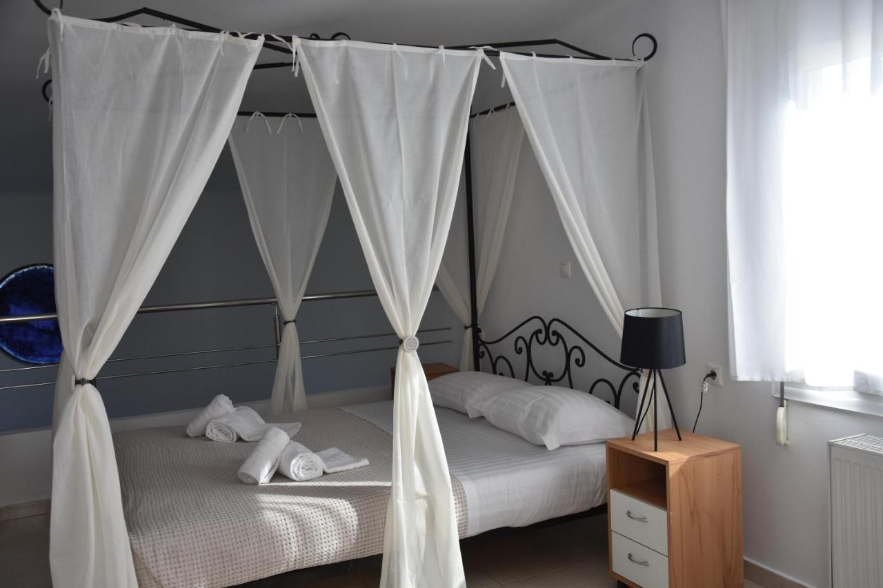Aphrodite'S Apartment Galatás Екстериор снимка
