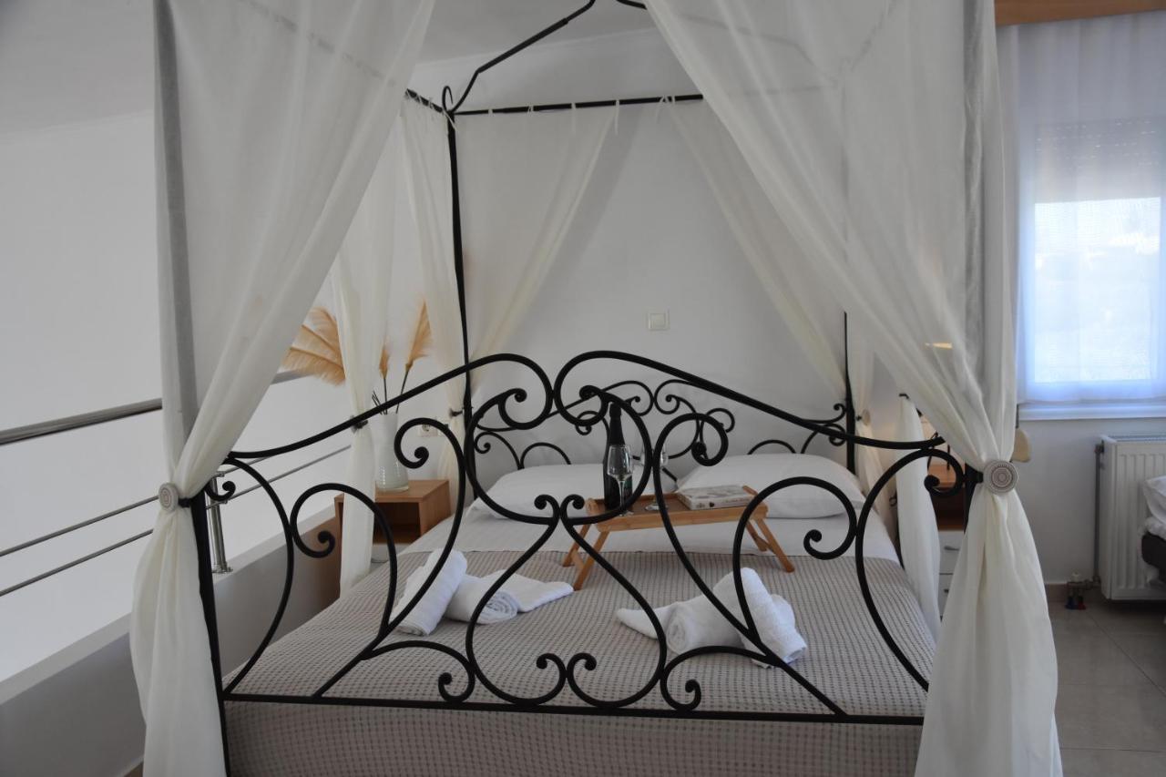 Aphrodite'S Apartment Galatás Екстериор снимка